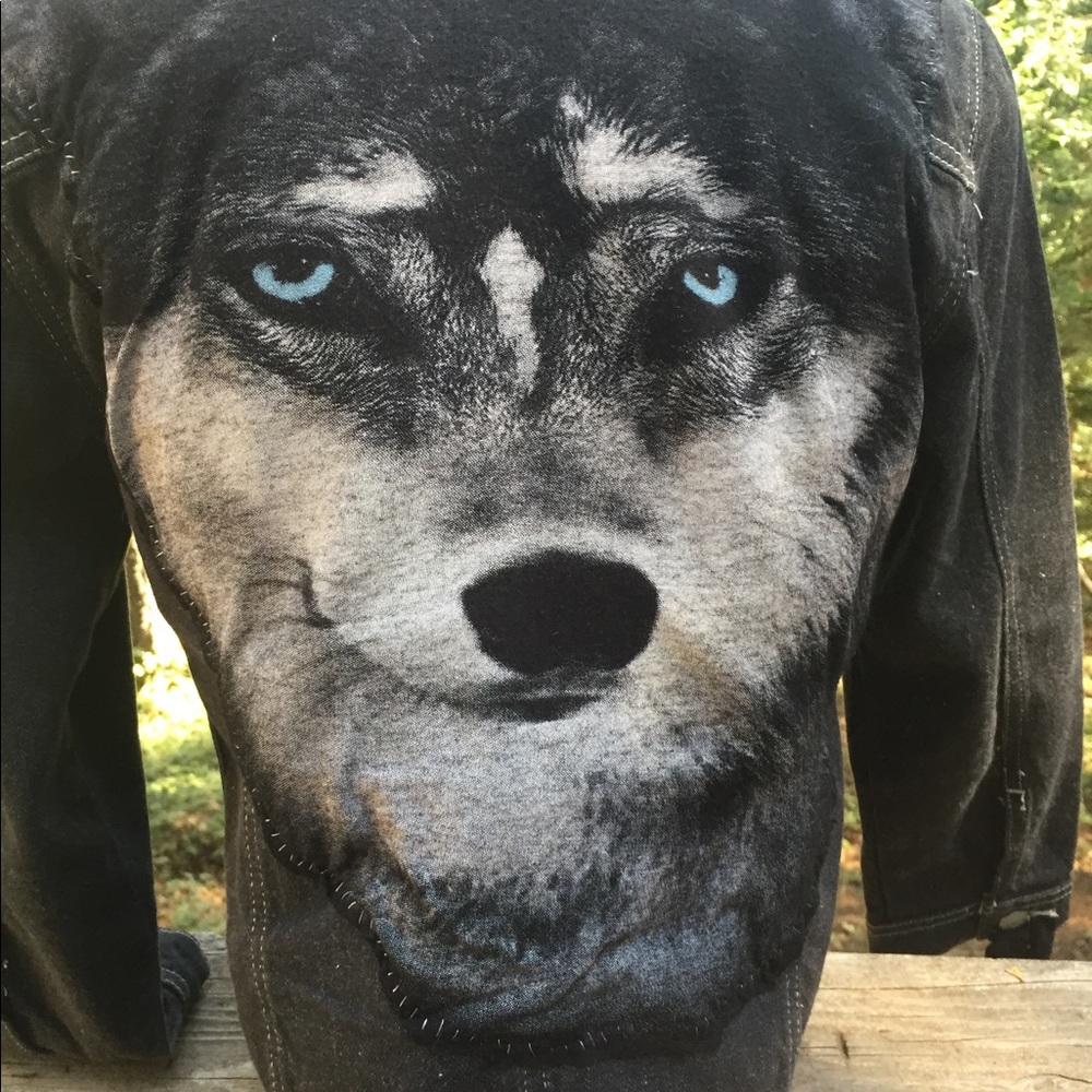 Kreativekristen wolf embellished black  vintage gray denim jacket  HP26x6 - Picture 2 of 16